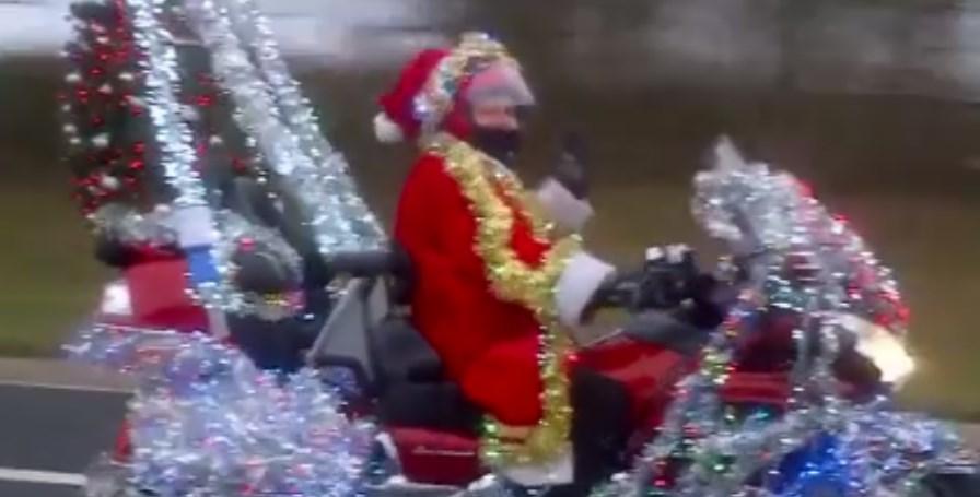 Santa Claus on a motorcycle! Video