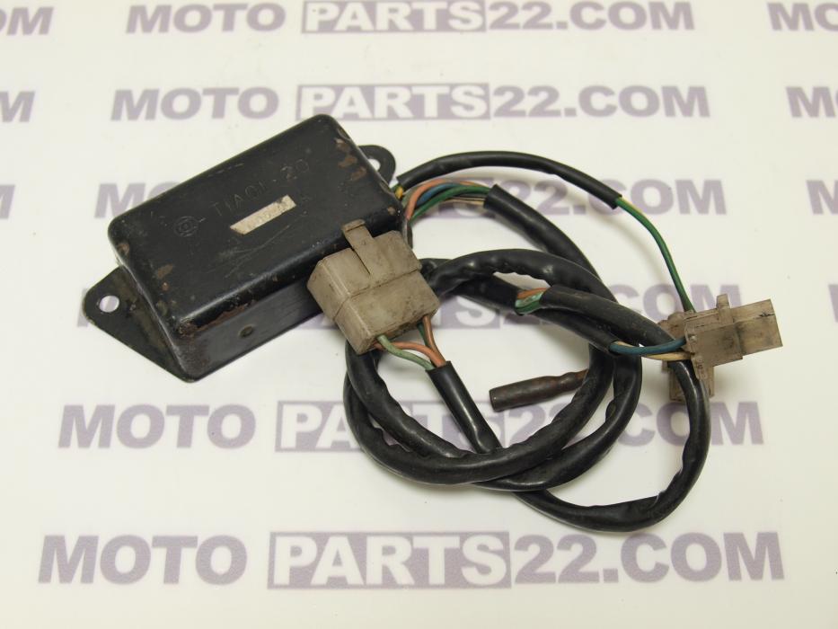 MOTOPARTS 22 - HONDA CB 400, CM 400 ECU CDI SPARK UNIT IGNITOR