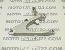 YAMAHA YZF R1 5VY FRONT RIGHT STEP HOLDER