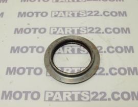 BMW  SPACER RING  TO 08/06  33 11 8 521 832  