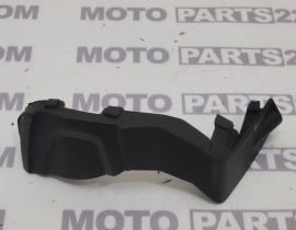 BMW R 1200 RT  R 1200 GS  10 13 TWIN CAM   SPARK PLUG COVER RIGHT   11 12 7 718 150  11127718150   